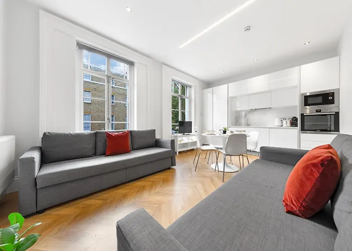Stunning Hyde Park Apartments