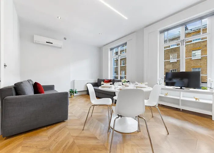 Stunning Hyde Park Apartments